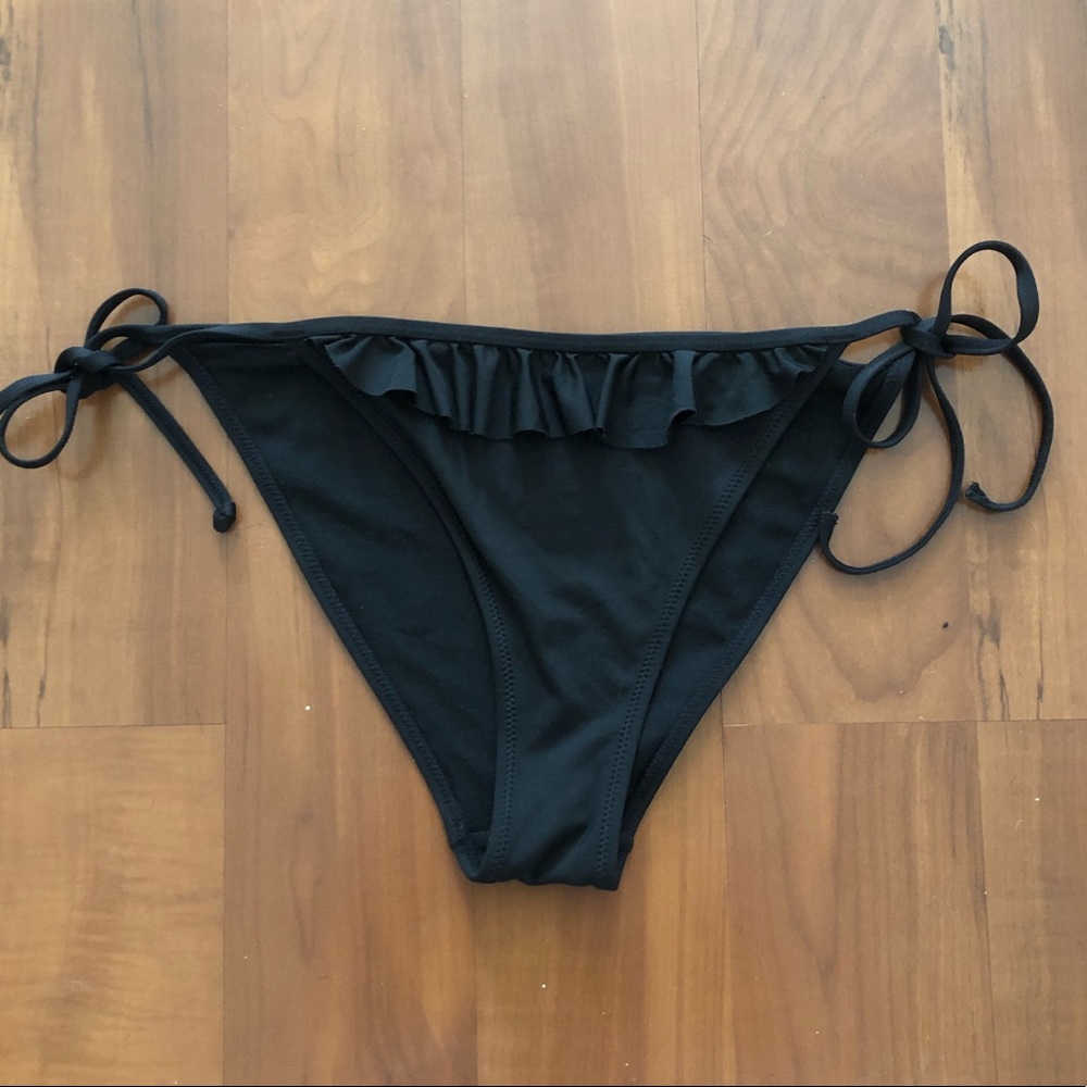 H&M black bikini bottom